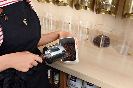 19_08_02_RefilldoseKaffee